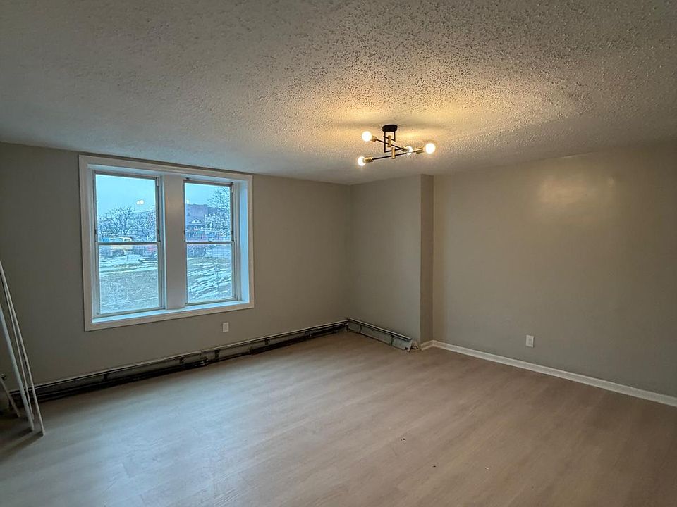 2nd image of 632 Martin Luther King Blvd #12A