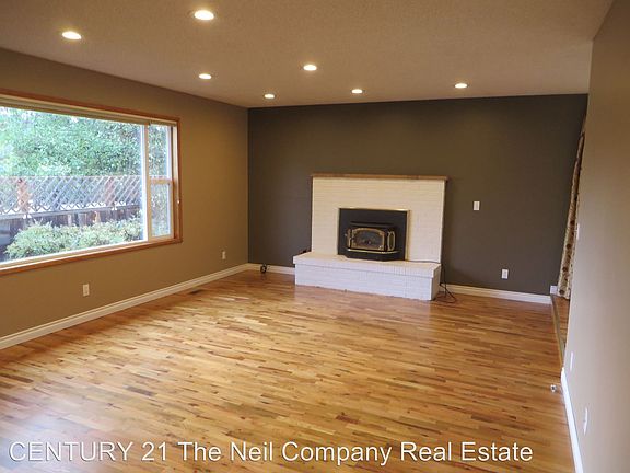 2nd image of 1841 NW Finch Ct