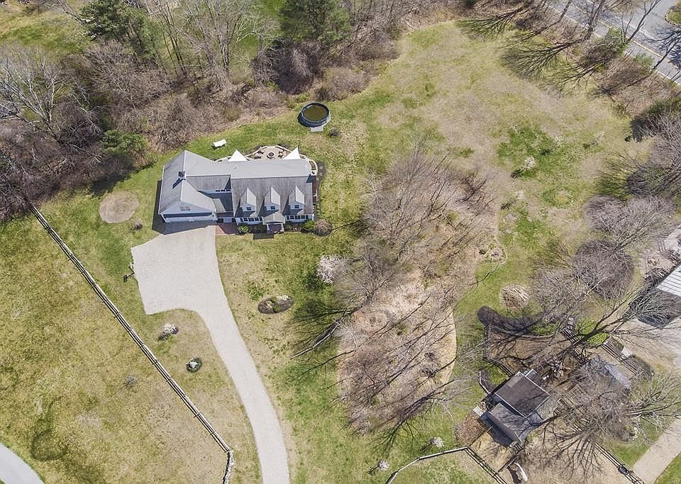 55 Mayflower Rd, Plympton, MA 02367 Zillow