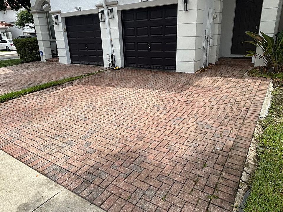 2nd image of 7902 NW 107th Ct