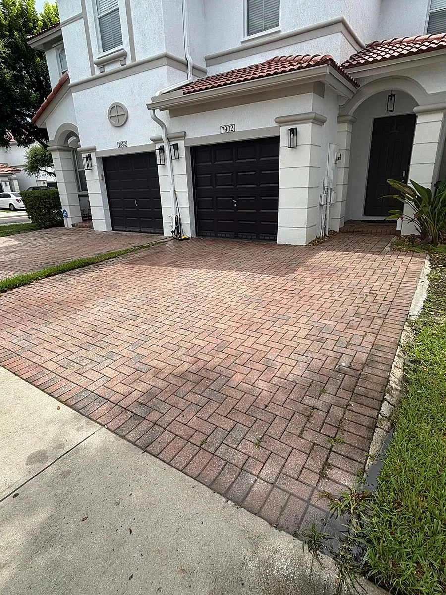 Building Photo - 7902 NW 107th Ct