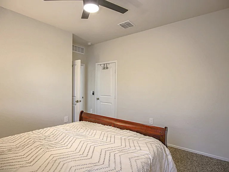 24380 W Jones Ave — Photo 14