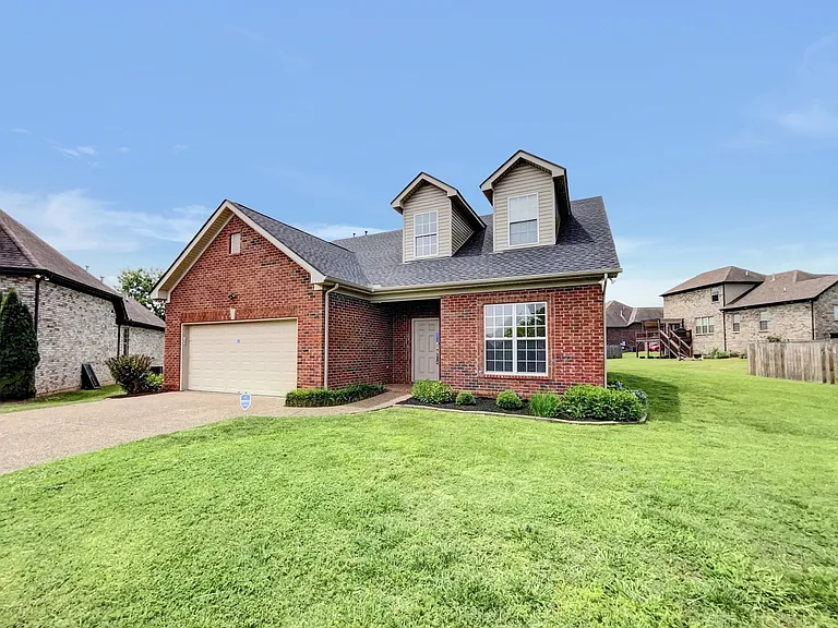 102 Privett Ct — Photo 28