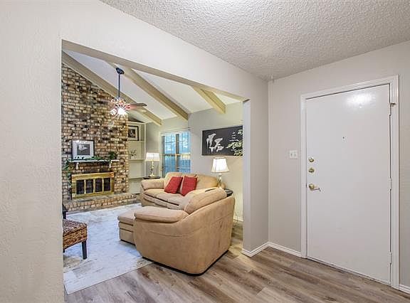 5th image of 948 Chateau Valee Cir