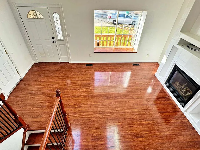 18723 E Utah Cir — Photo 3