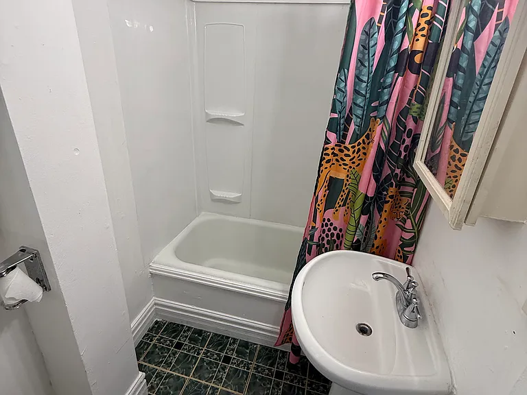 532 E Bernhard Ave — Photo 7