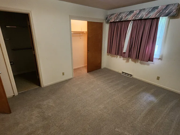 2230 Carberry Dr — Photo 31