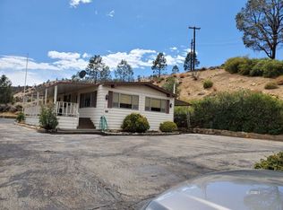 411 Oakwood Dr, Wofford Heights, CA 93285