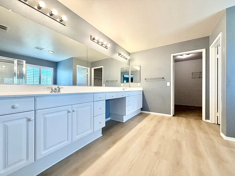 46383 Vianne Ct — Photo 32