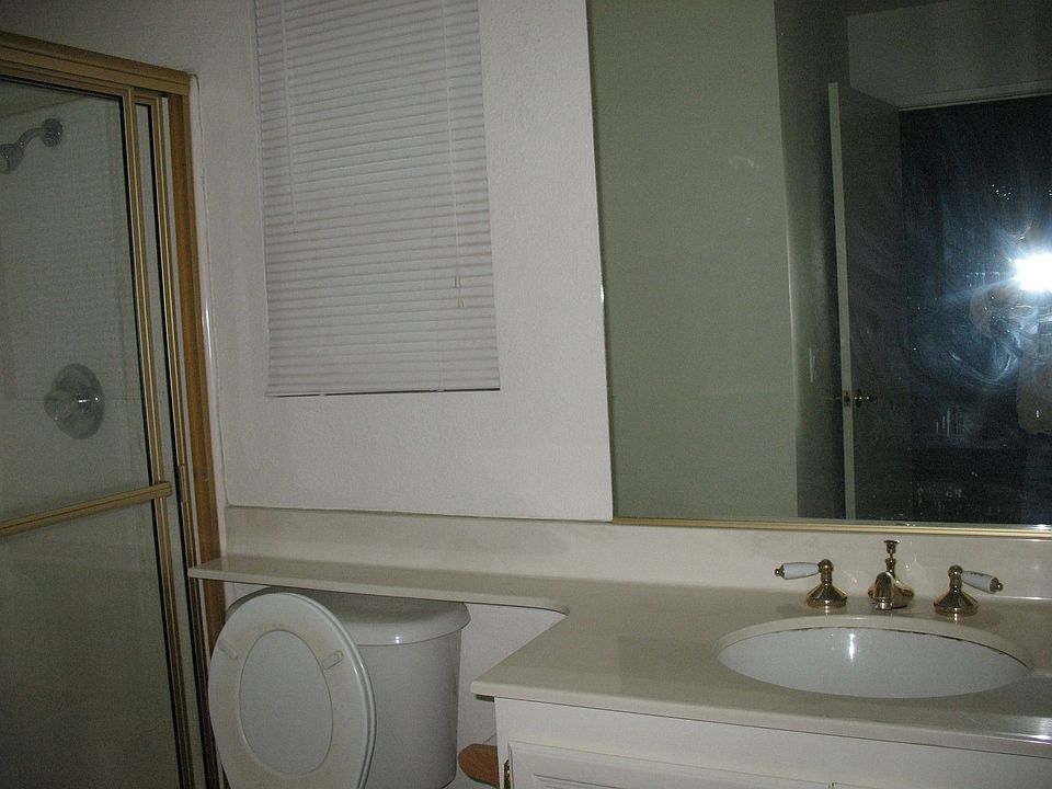 2nd image of 40245 Holden Cir