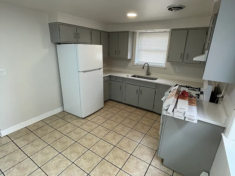 8038 Grand Ave #8N — Photo 6
