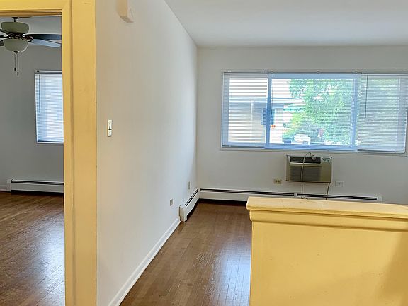 2nd image of 1970 N 18th Ave #20