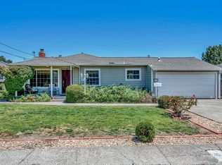 1112 Elm Dr, Novato, CA 94945