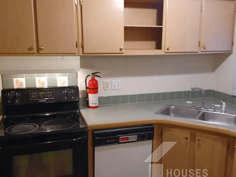 10 Melodyaire Ct — Photo 3