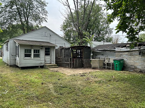 5th image of 319 7th St