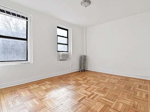 4th image of 825 Walton Ave APT 3B