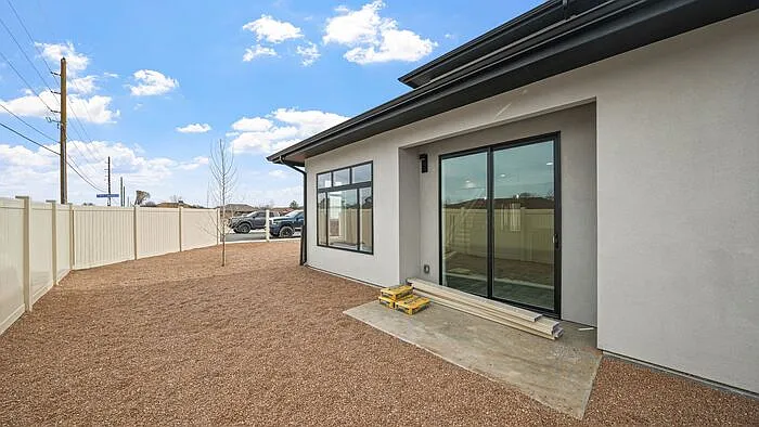 1107 Mee Canyon Cir — Photo 34