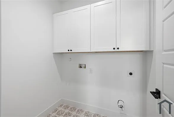 1104 E Annie St — Photo 16