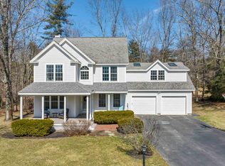 6 Clova Cir, Stratham, NH 03885