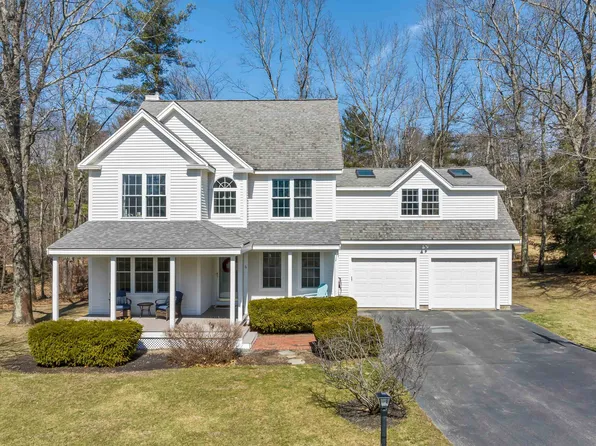 6 Clova Circle, Stratham, NH 03885