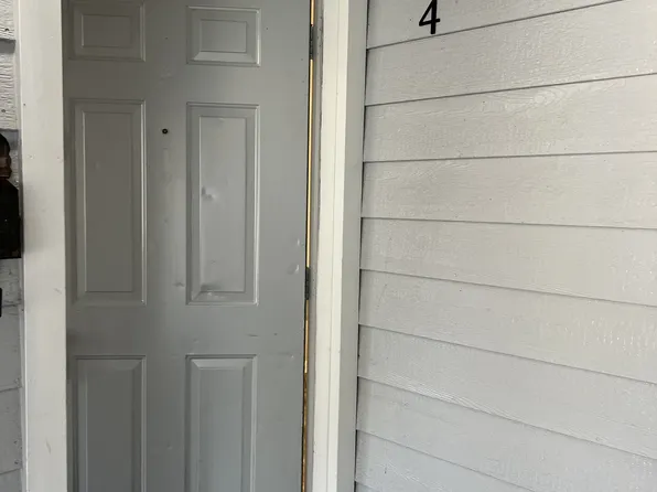 119 Forest Ave APT 104, Toccoa, GA 30577