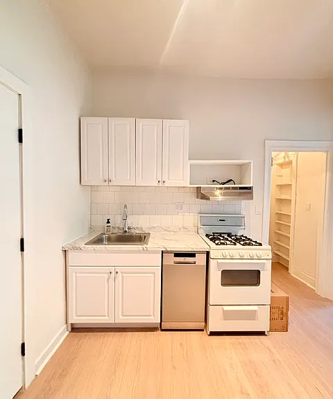 158 Hicks St #14/15 — Photo 6