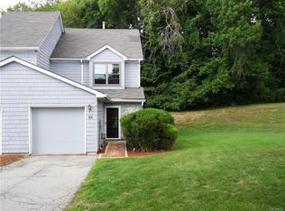 95 Jonathan Dr, Mahopac, NY 10541