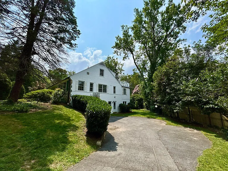5100 Upton St NW — Photo 50