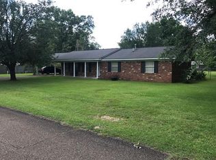 1503 Forrest St, Amory, MS 38821