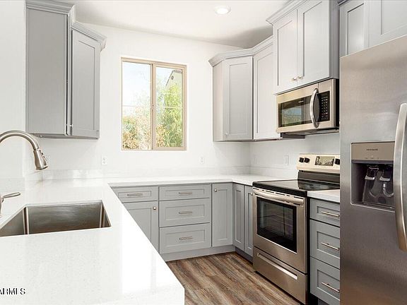 5th image of 1500 E WAHALLA Lane #W5