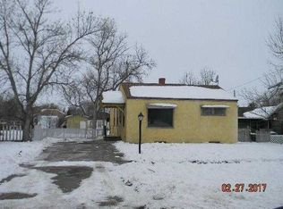 247 Spruce St, Chadron, NE 69337