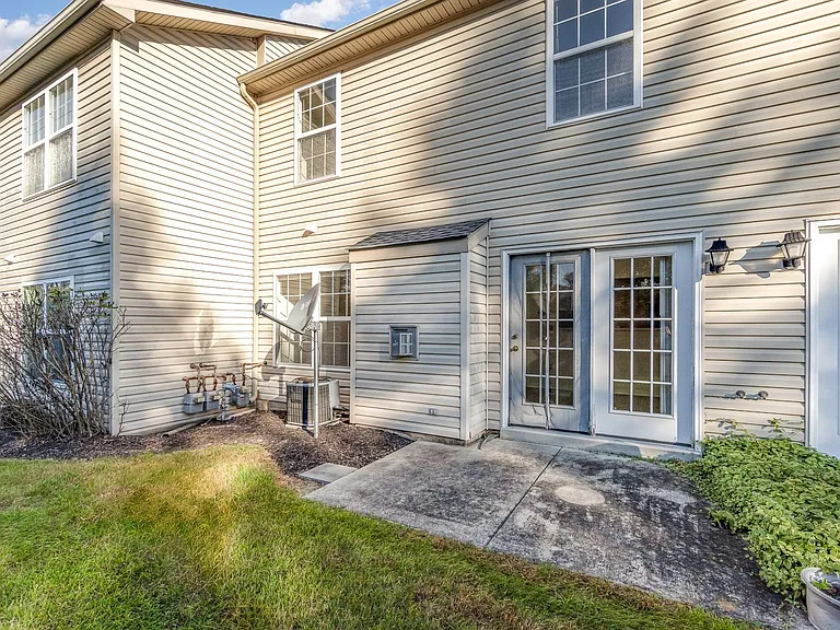 127 Cardinal Ln — Photo 29