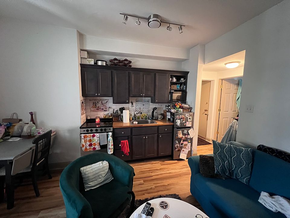 1st image of 256 Emerson St APT 7