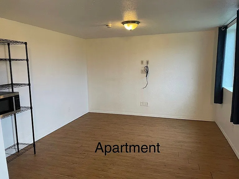 123 Moore Rd #1 — Photo 2