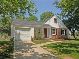 6 Damon Rd, Cincinnati, OH 45218