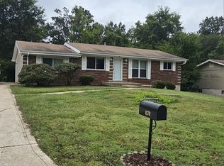 1170 Karon Dr, Saint Charles, MO 63304