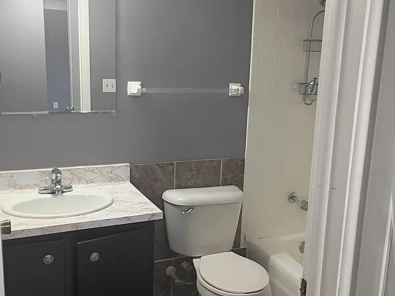 Sation Hills Apartments in Kenosha, WI — Photo 8