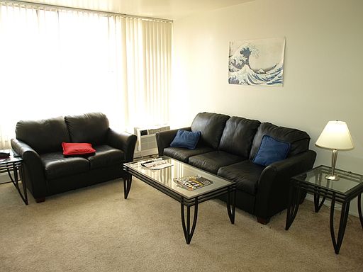 4th image of 1001 South Frst APT 322