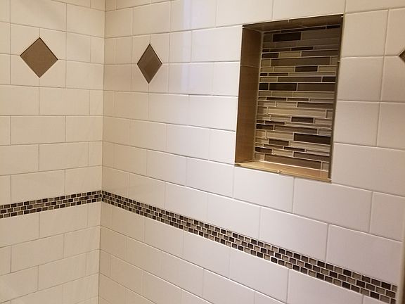 4th image of 87 N Broadway #1B