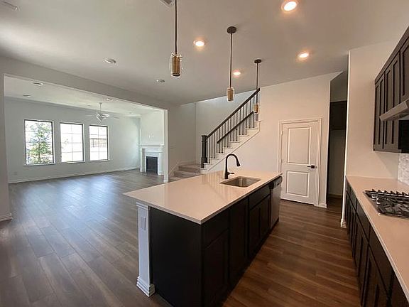 4th image of 3517 Central Blvd