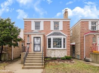 5823 W Eastwood Ave, Chicago, IL 60630