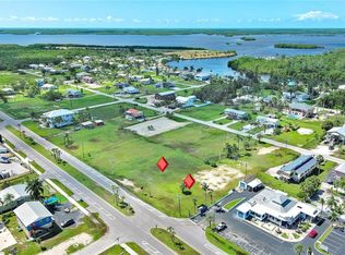 16 Copeland Ave S, Everglades City, FL 34139