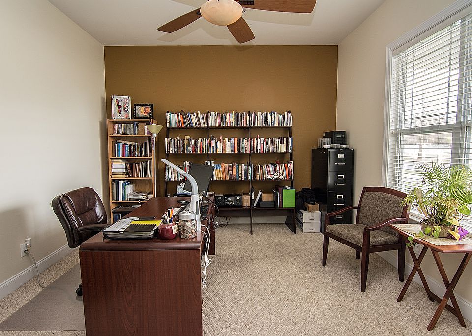 Office/Guest RM+ Full Bath 