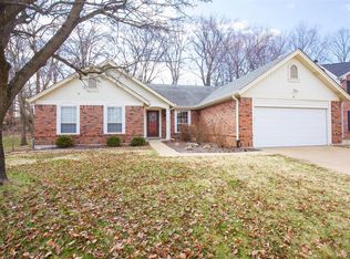 6 Kentbrooke Ct, Ballwin, MO 63021