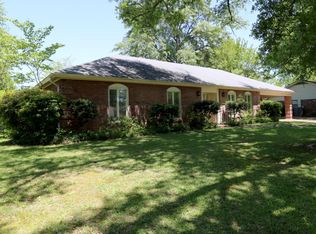 2621 Lyford Dr, Columbus, MS 39705