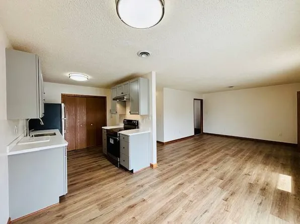 510 Cambridge Manor Dr, Scotia, NY 12302