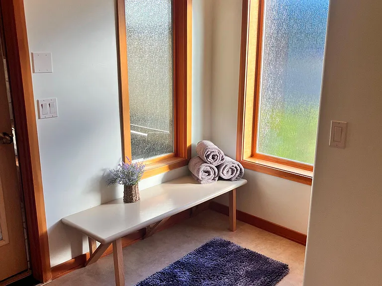 100 Harriette Ln — Photo 26
