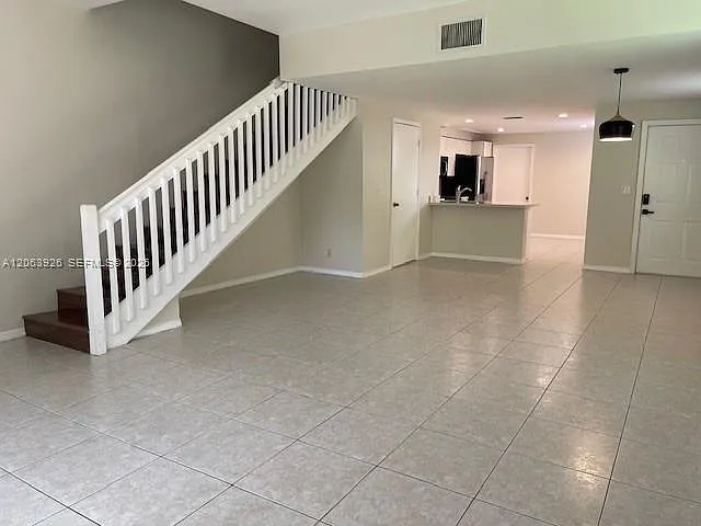 1448 Barcelona Way #1-23 — Photo 7
