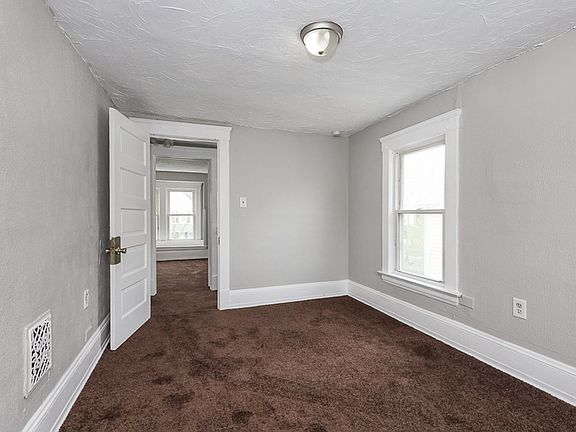 5th image of 1229 E 167th St