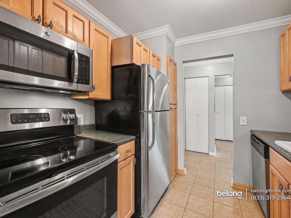 625 E Fox Hills Dr, photo 9